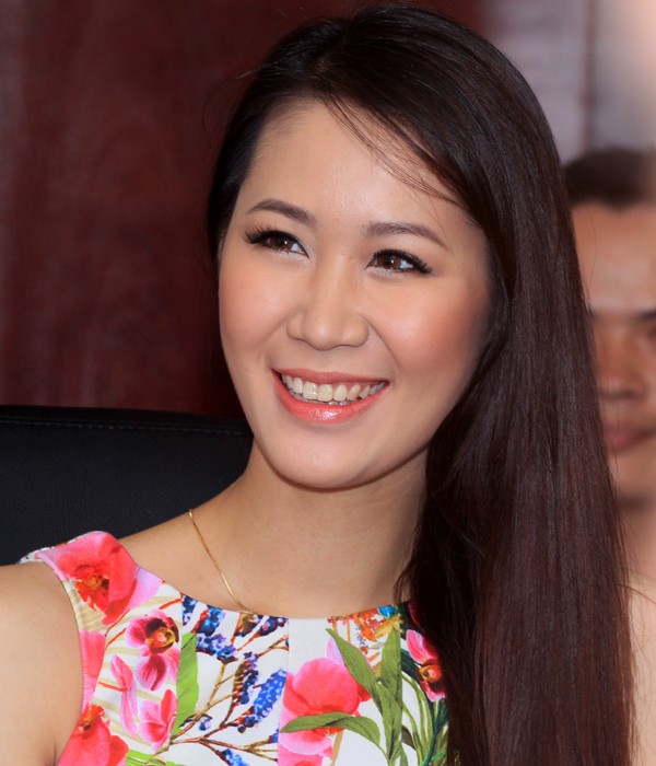Hoa hậu thân thiện Dương Thùy Linh